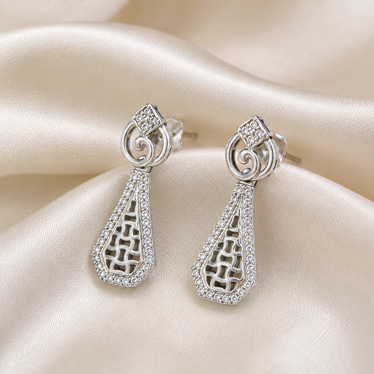 Dew Stud Earrings